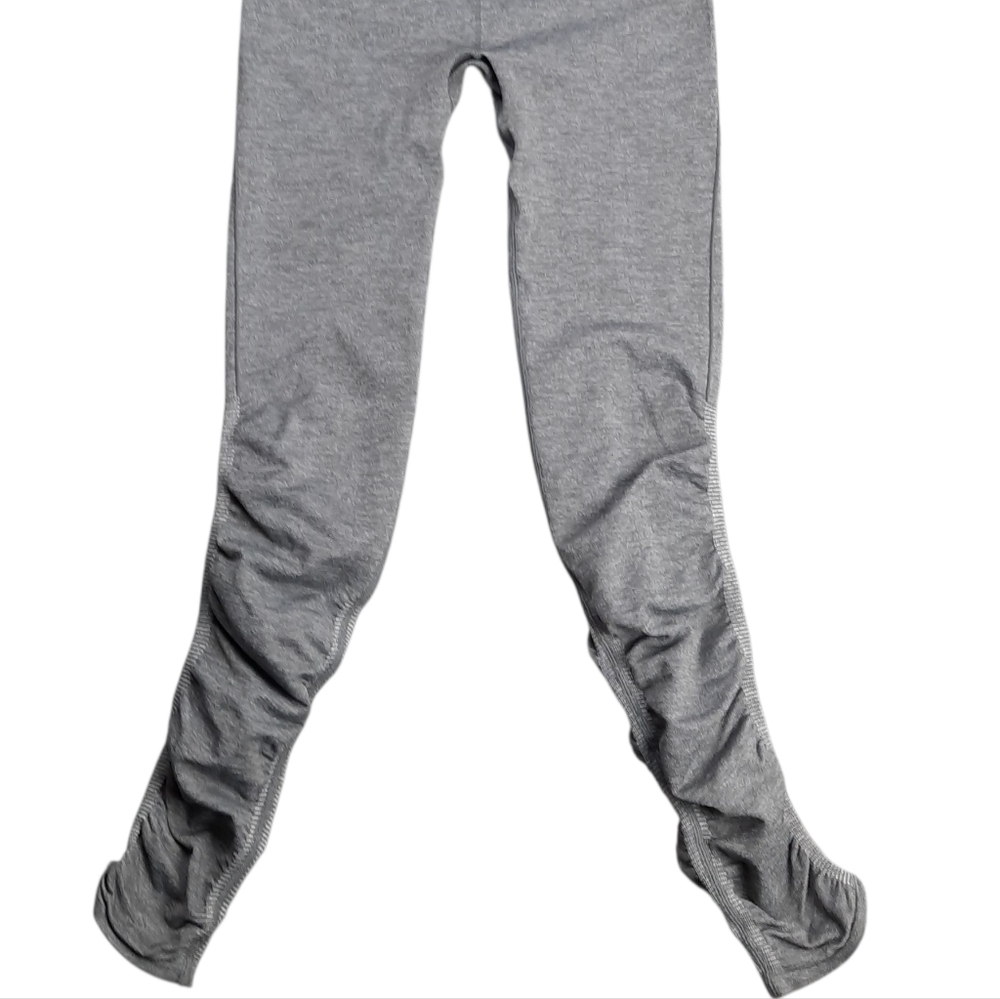 Fabletics Statement Seamless Ruched Legging Gray … - image 2